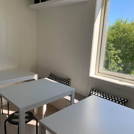 Heggelis Oda ve Kahvaltı Alta